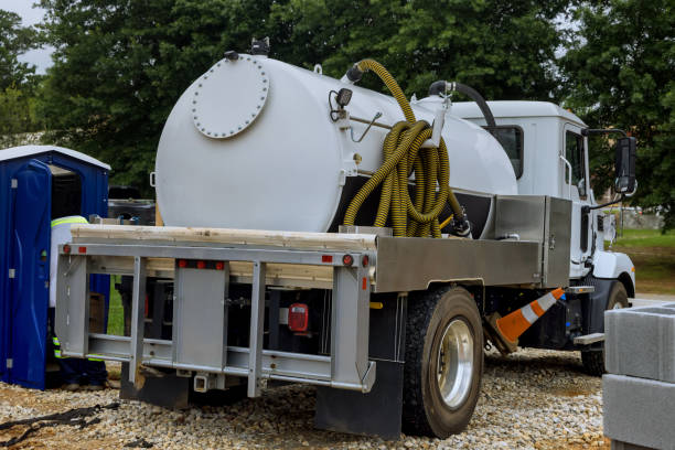Best Portable restroom solutions  in South Lyon, MI